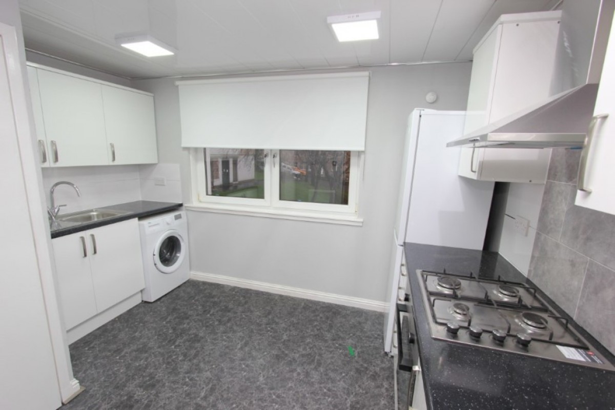 MOUNT FLORIDA, CUMMING DRIVE, G42 9AW - UNFURNISHED