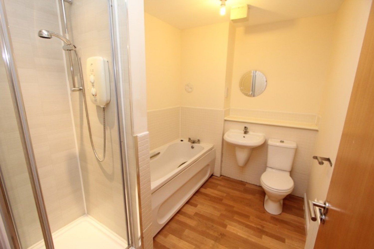 SHAWLANDS, RIVERFORD ROAD, G43 1RX - FURNISHED