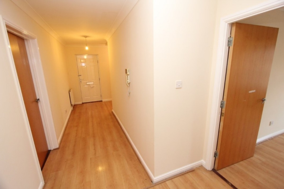 SHAWLANDS, RIVERFORD ROAD, G43 1RX - FURNISHED