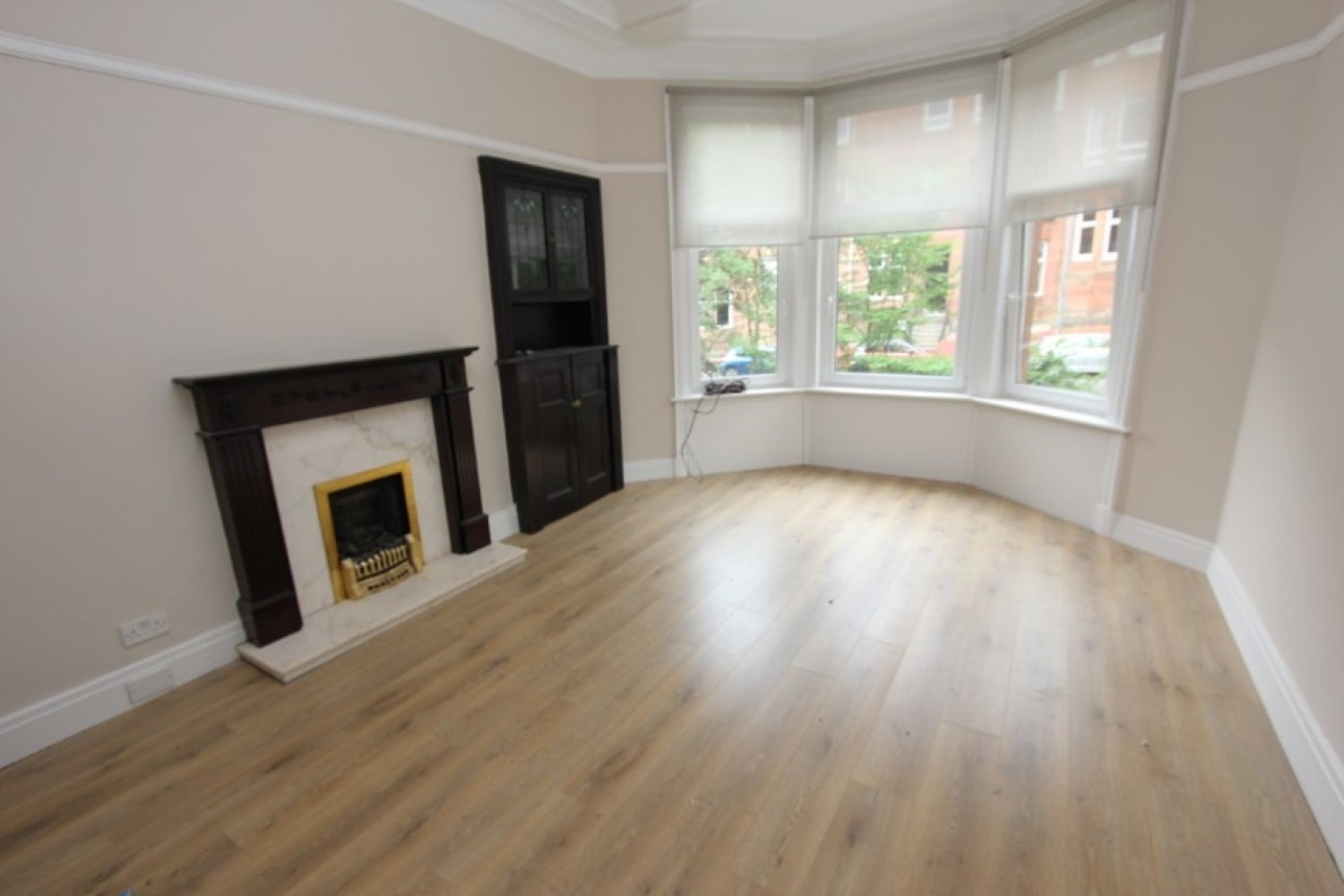 SHAWLANDS, BELLWOOD STREET, G41 3ES - UNFURNISHED