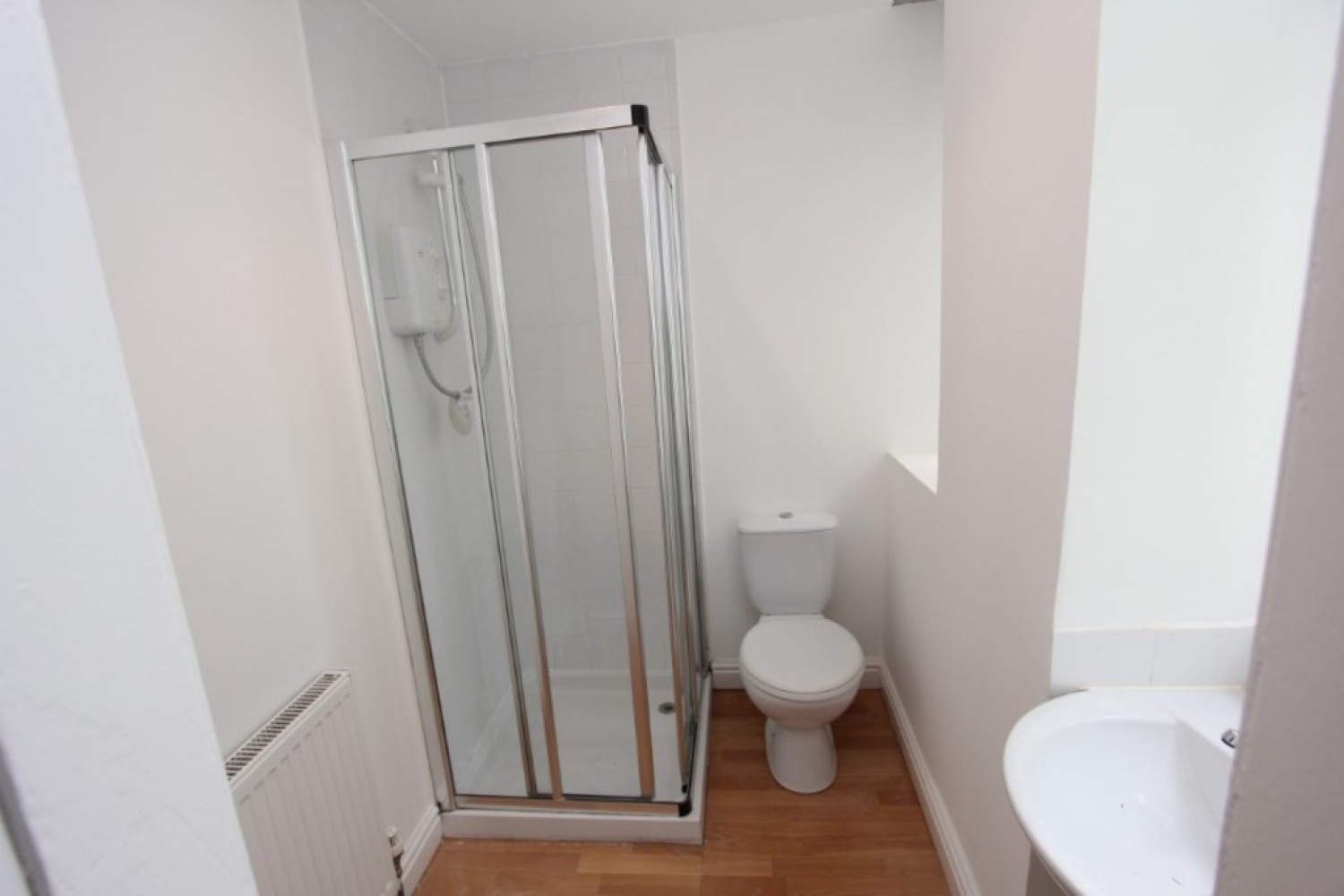 SHAWLANDS, BELLWOOD STREET, G41 3ES - UNFURNISHED