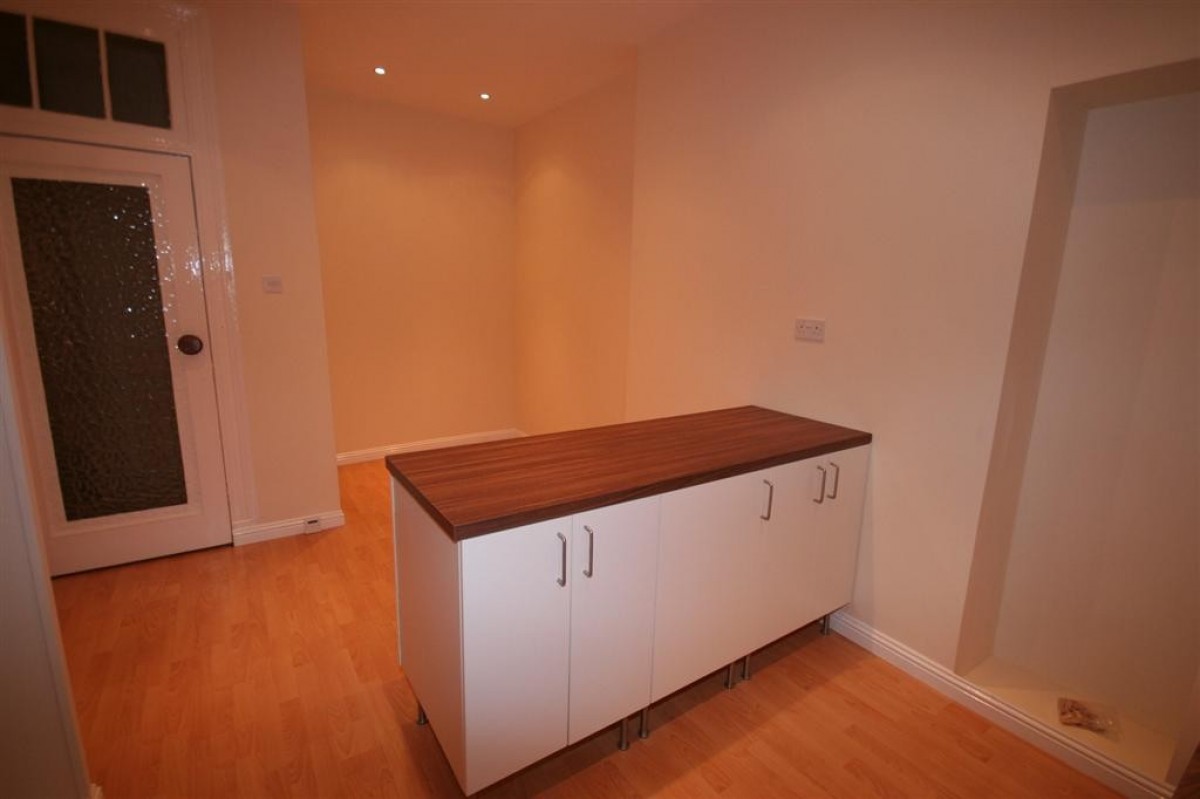 GOVANHILL, CHAPMAN STREET, G42 8NF - UNFURNISHED