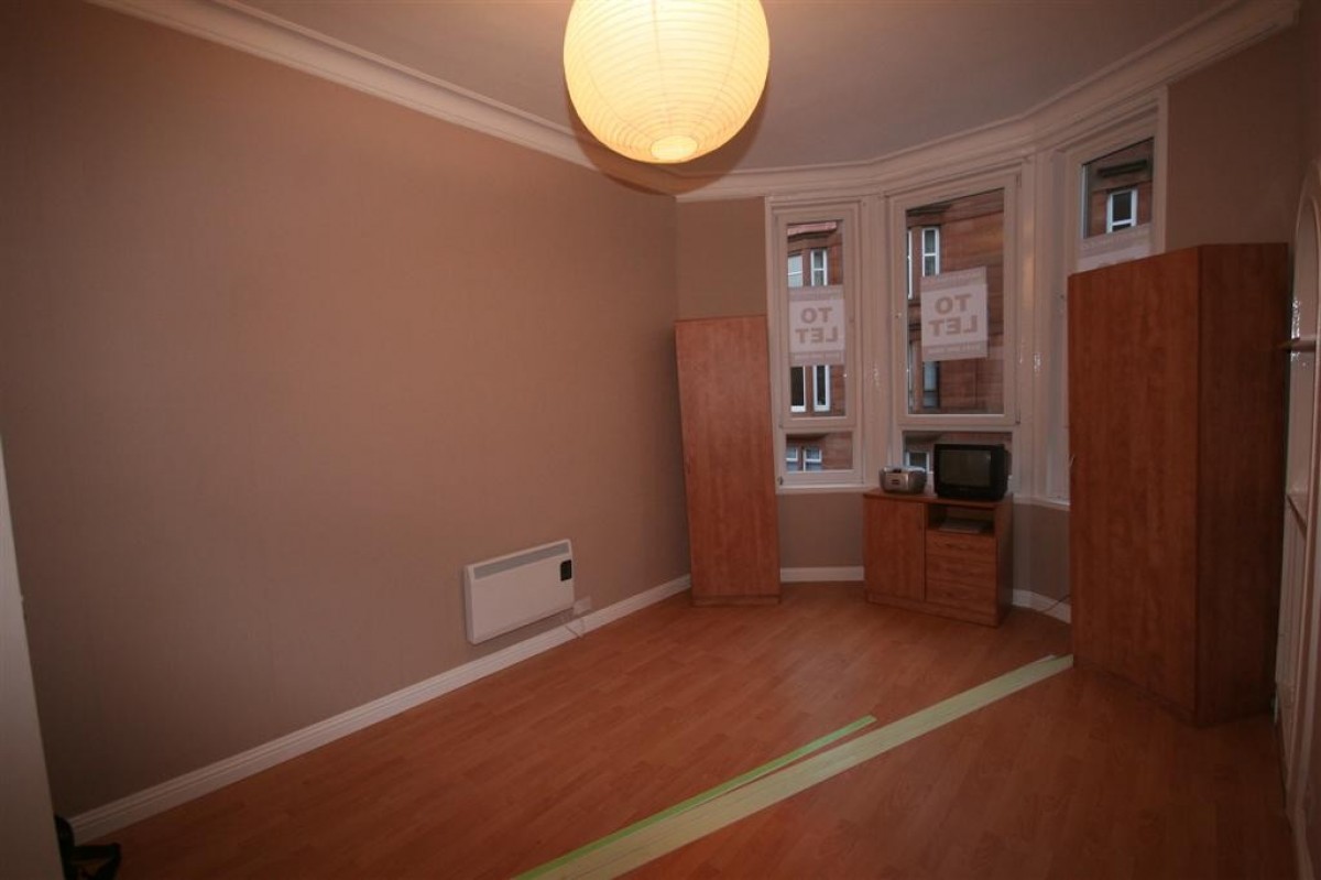 GOVANHILL, CHAPMAN STREET, G42 8NF - UNFURNISHED