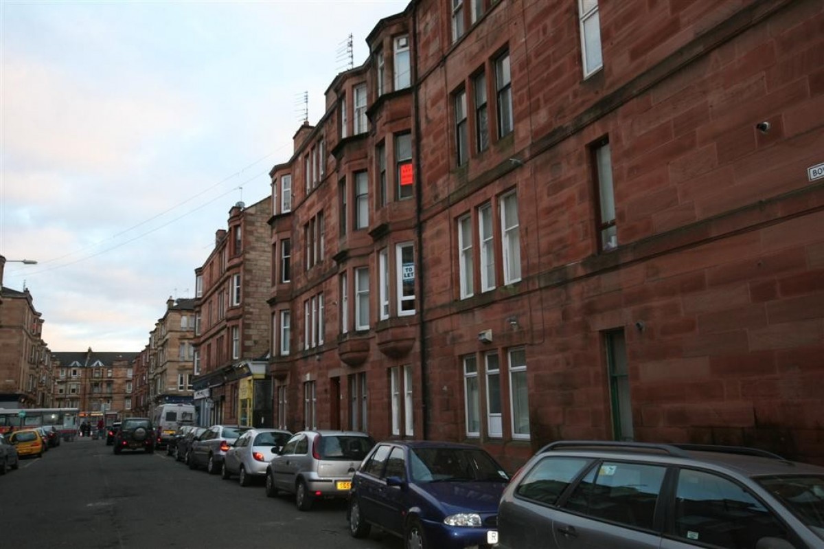 GOVANHILL, CHAPMAN STREET, G42 8NF - UNFURNISHED