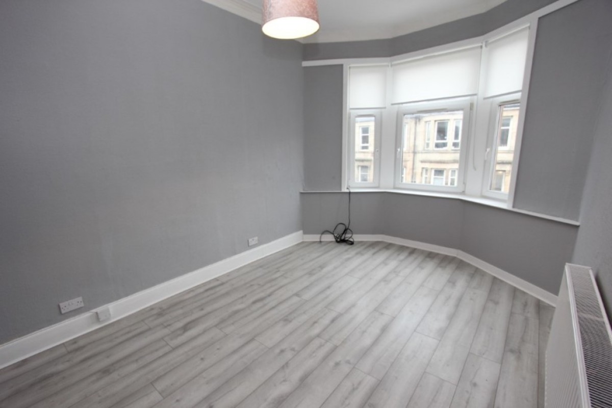 GOVANHILL, CALDER STREET, G42 7RE - UNFURNISHED