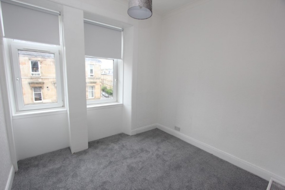 GOVANHILL, CALDER STREET, G42 7RE - UNFURNISHED