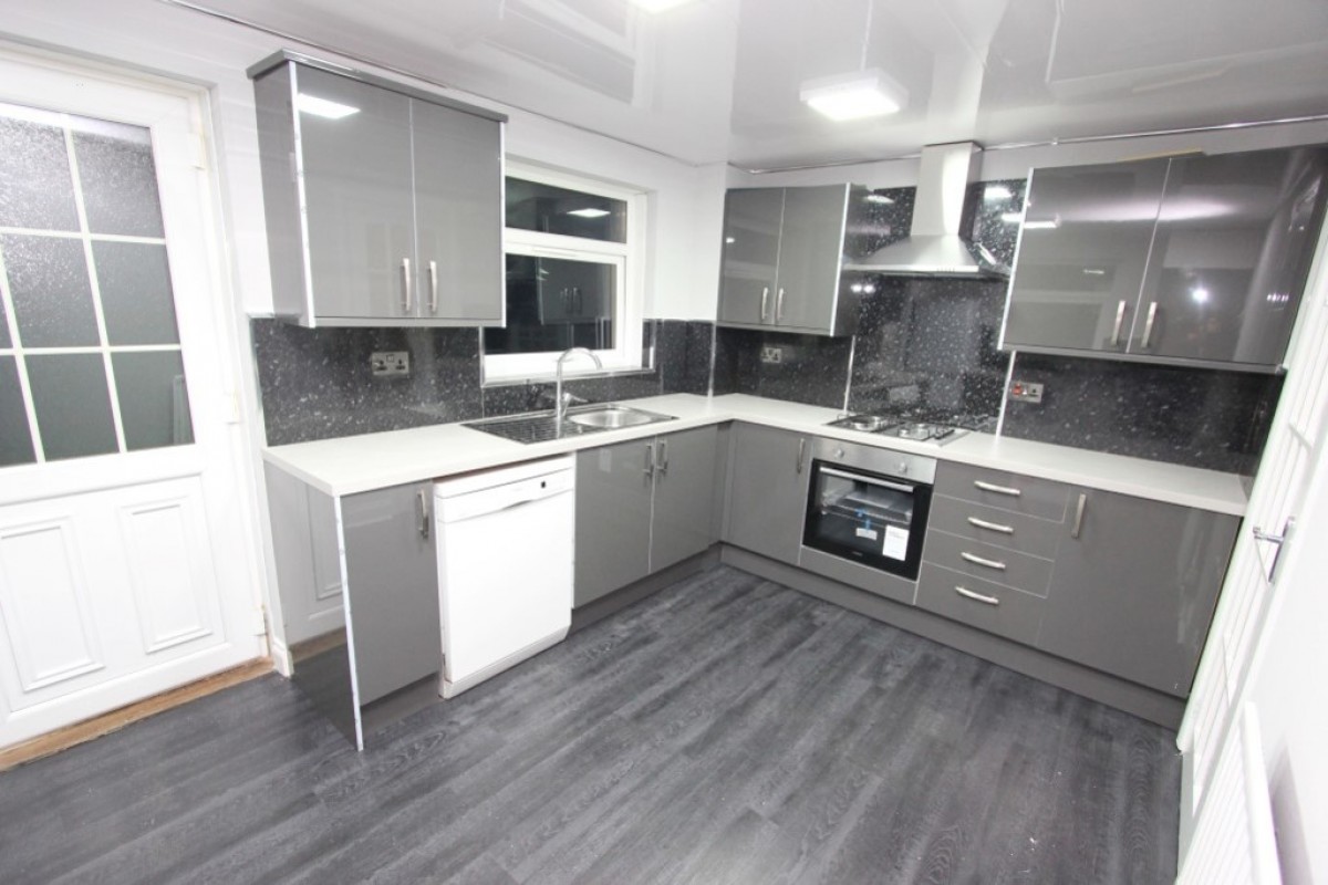 SOUTHPARK VILLAGE, WAUKGLEN DRIVE, G53 7UG - UNFURNISHED