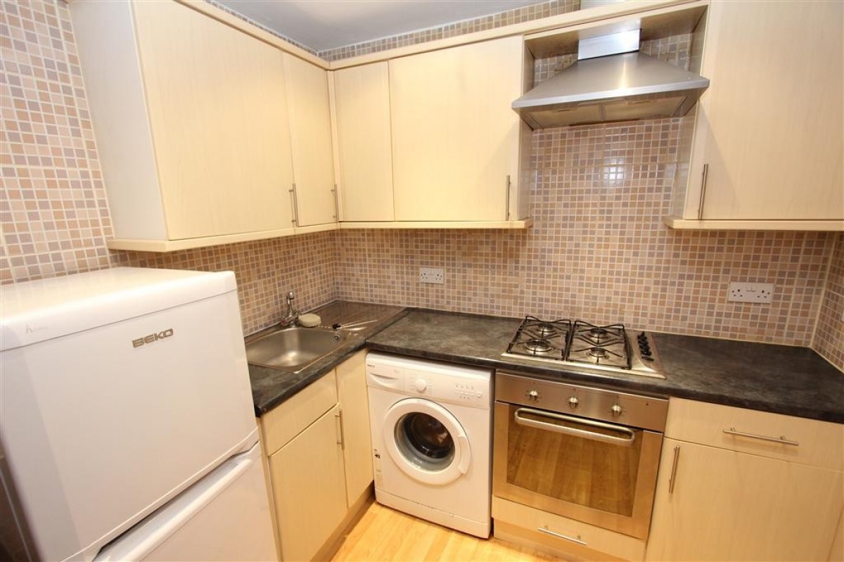 SHAWLANDS, KILMARNOCK ROAD, G41 3JF - UNFURNISHED