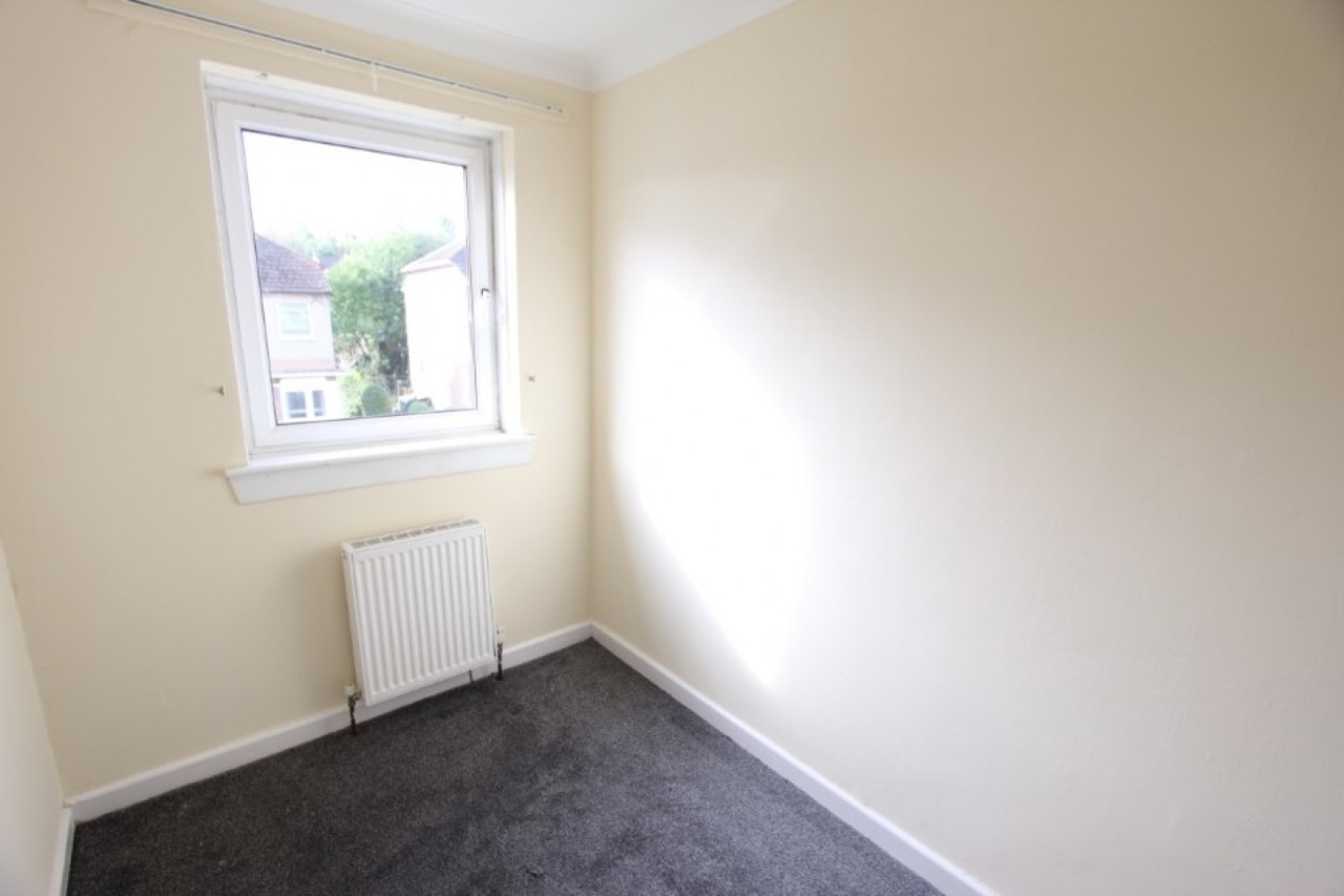 GIFFNOCK, GRAFFHAM AVENUE, G46 6EH