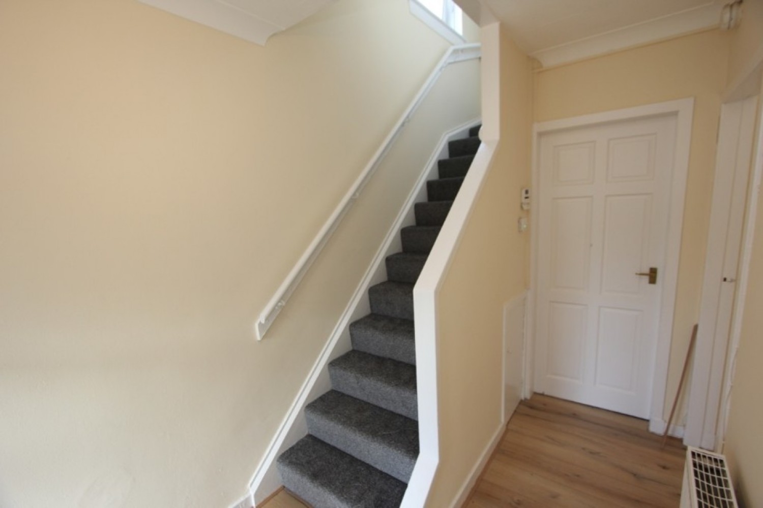 GIFFNOCK, GRAFFHAM AVENUE, G46 6EH