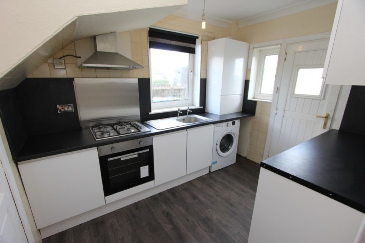 GIFFNOCK, GRAFFHAM AVENUE, G46 6EH