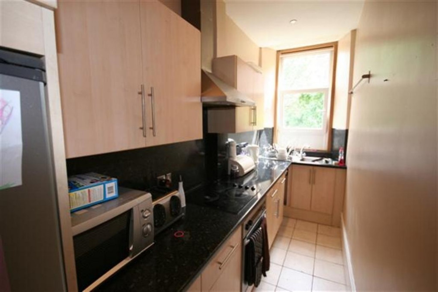 SHAWLANDS, WAVERLEY STREET, G41 2DY - FURNISHED