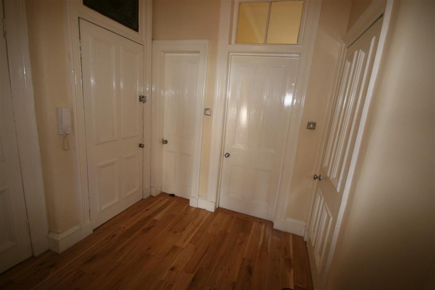 SHAWLANDS, WAVERLEY STREET, G41 2DY - FURNISHED