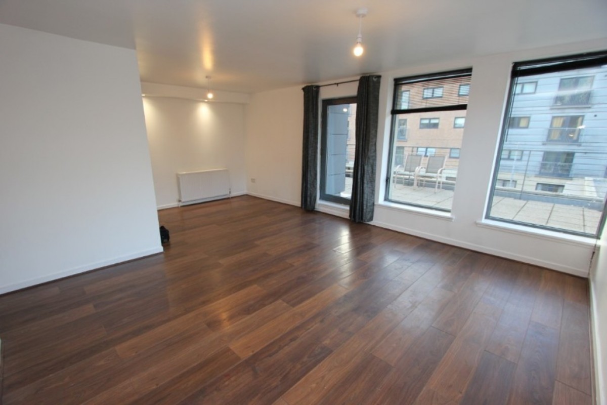 POLLOKSHIELDS - Muirhouse Street -