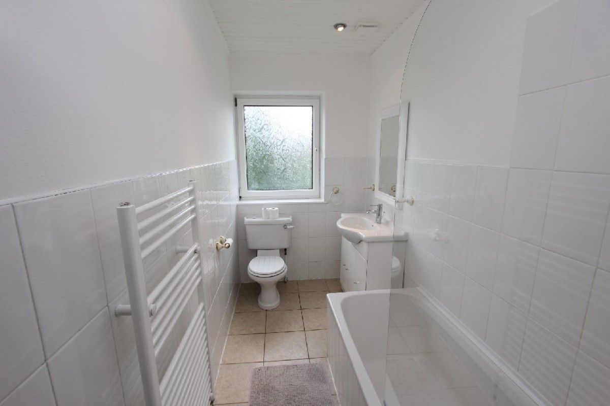MERRYLEE, CHERRYBANK ROAD, G43 2NL - UNFURNISHED