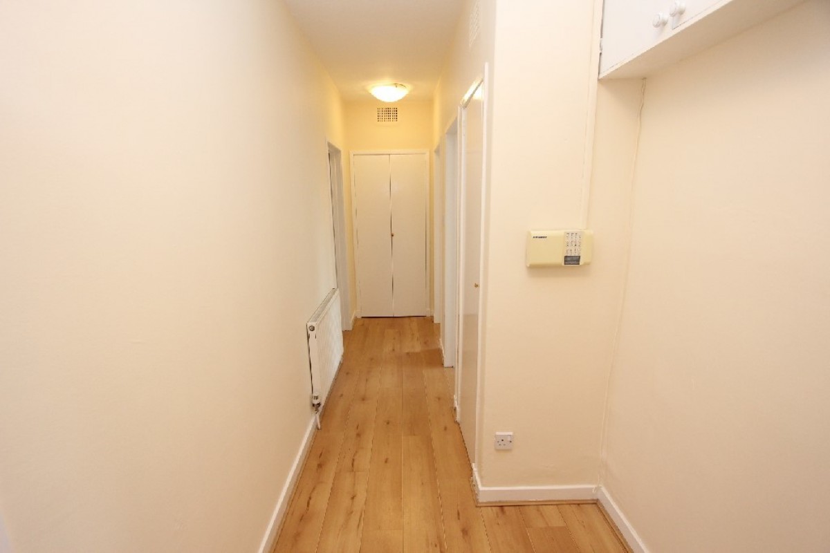 MERRYLEE, CHERRYBANK ROAD, G43 2NL - UNFURNISHED