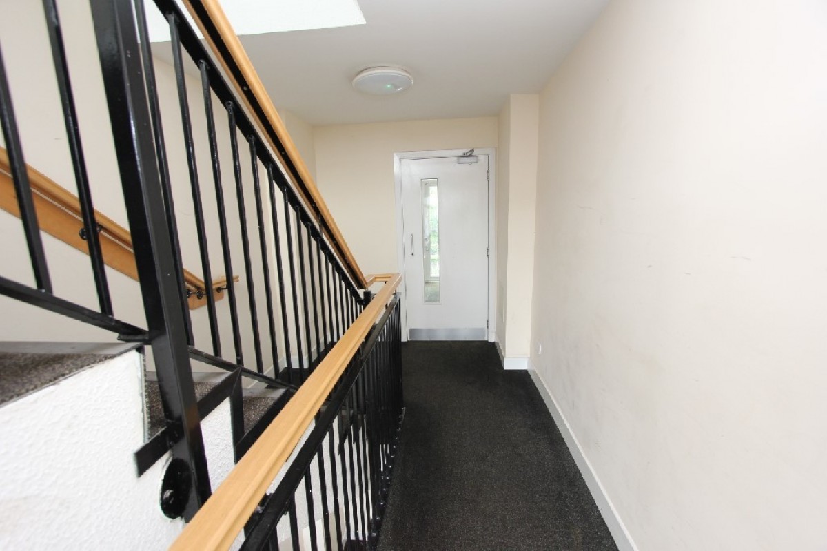 POLLOKSHIELDS, SHIELDS ROAD, G41 1NW - UNFURNISHED