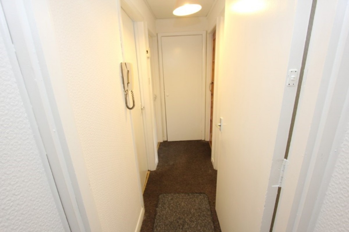 KELVINDALE, GRANDTULLY DRIVE, G12 0DP - UNFURNISHED