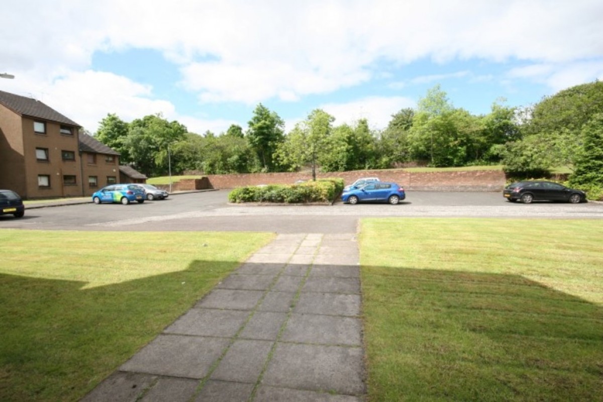 KELVINDALE, GRANDTULLY DRIVE, G12 0DP - UNFURNISHED