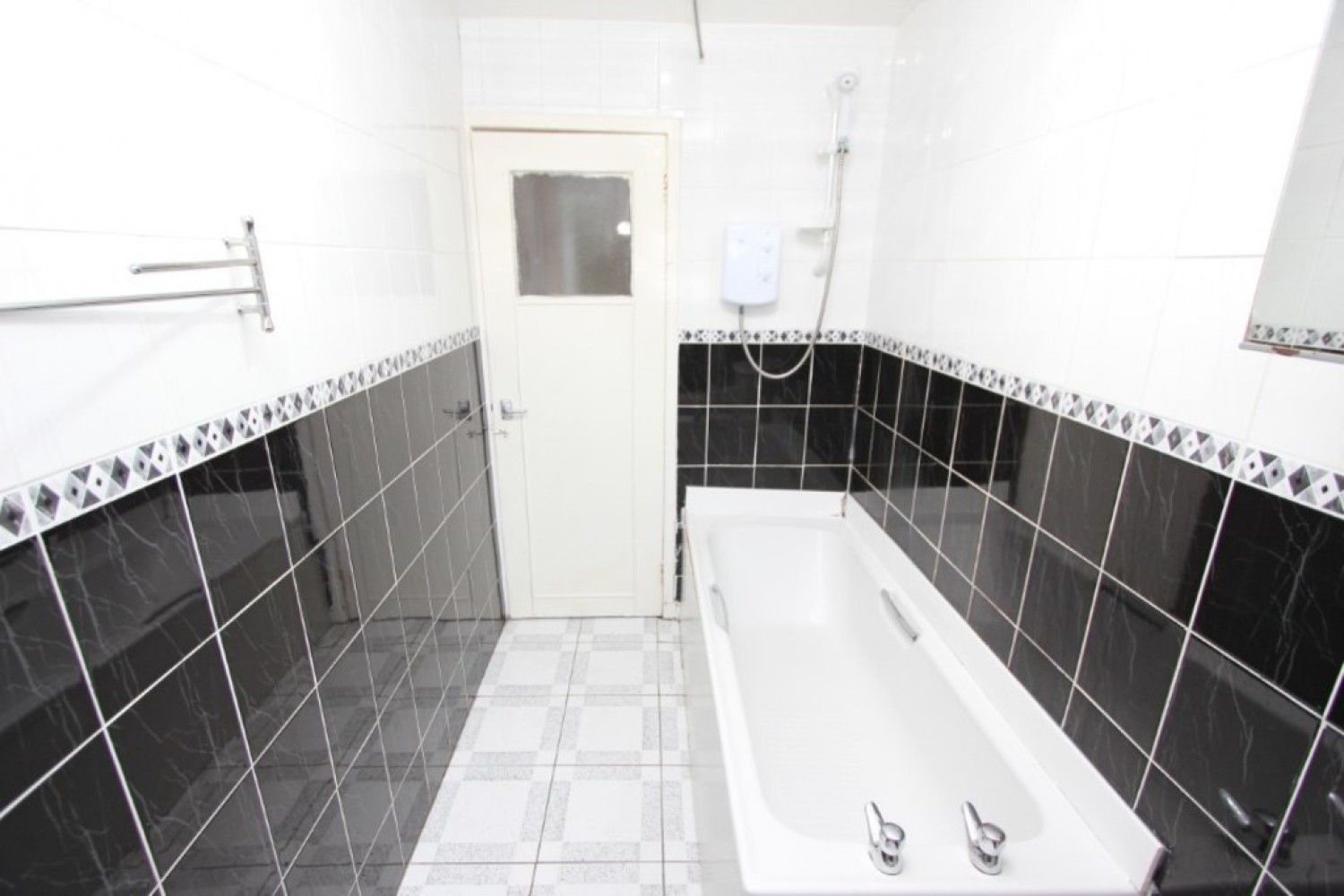 SHAWLANDS, ELLANGOWAN ROAD, G41 3SY - UNFURNISHED