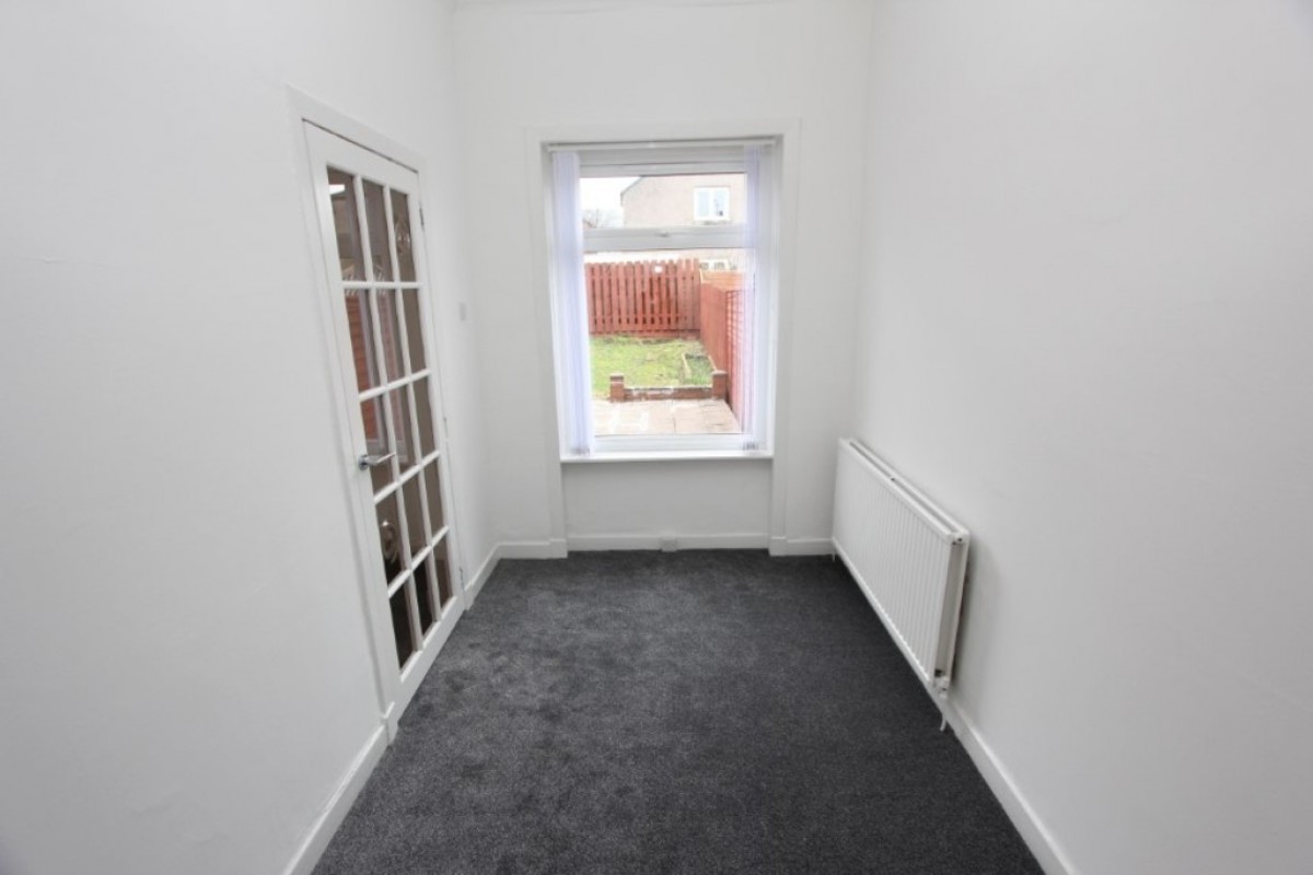 HILLINGTON, TALLA ROAD- UNFURNISHED