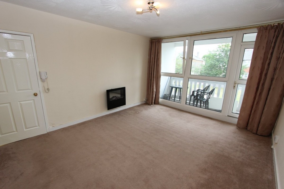CARDONALD, TANNADICE PATH, G52 3DX - UNFURNISHED