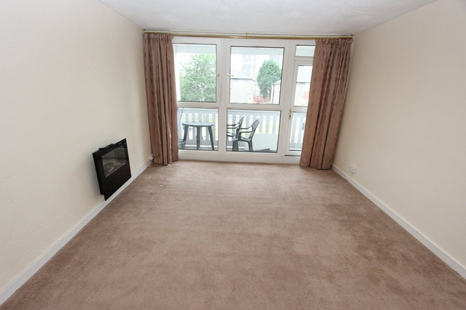 CARDONALD, TANNADICE PATH, G52 3DX - UNFURNISHED