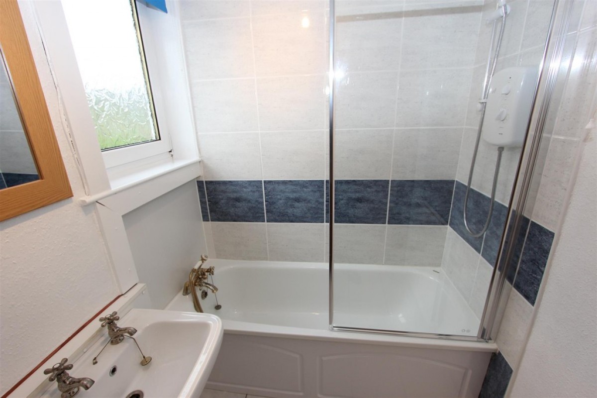 CROFTFOOT, CROFTBURN DRIVE, G44 5HU - UNFURNISHED