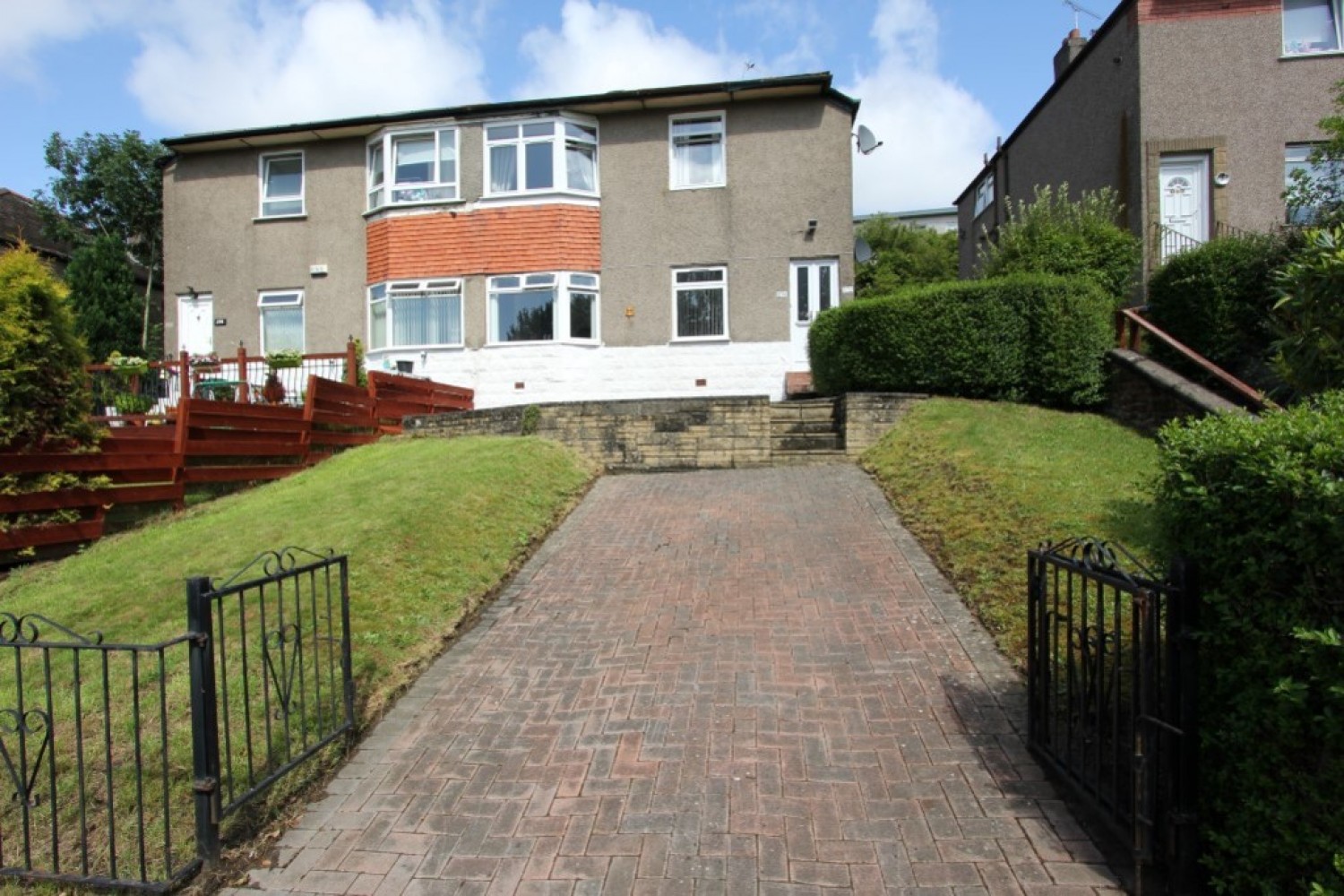 HILLINGTON, GLADSMUIR ROAD, G52 2LA - UNFURNISHED