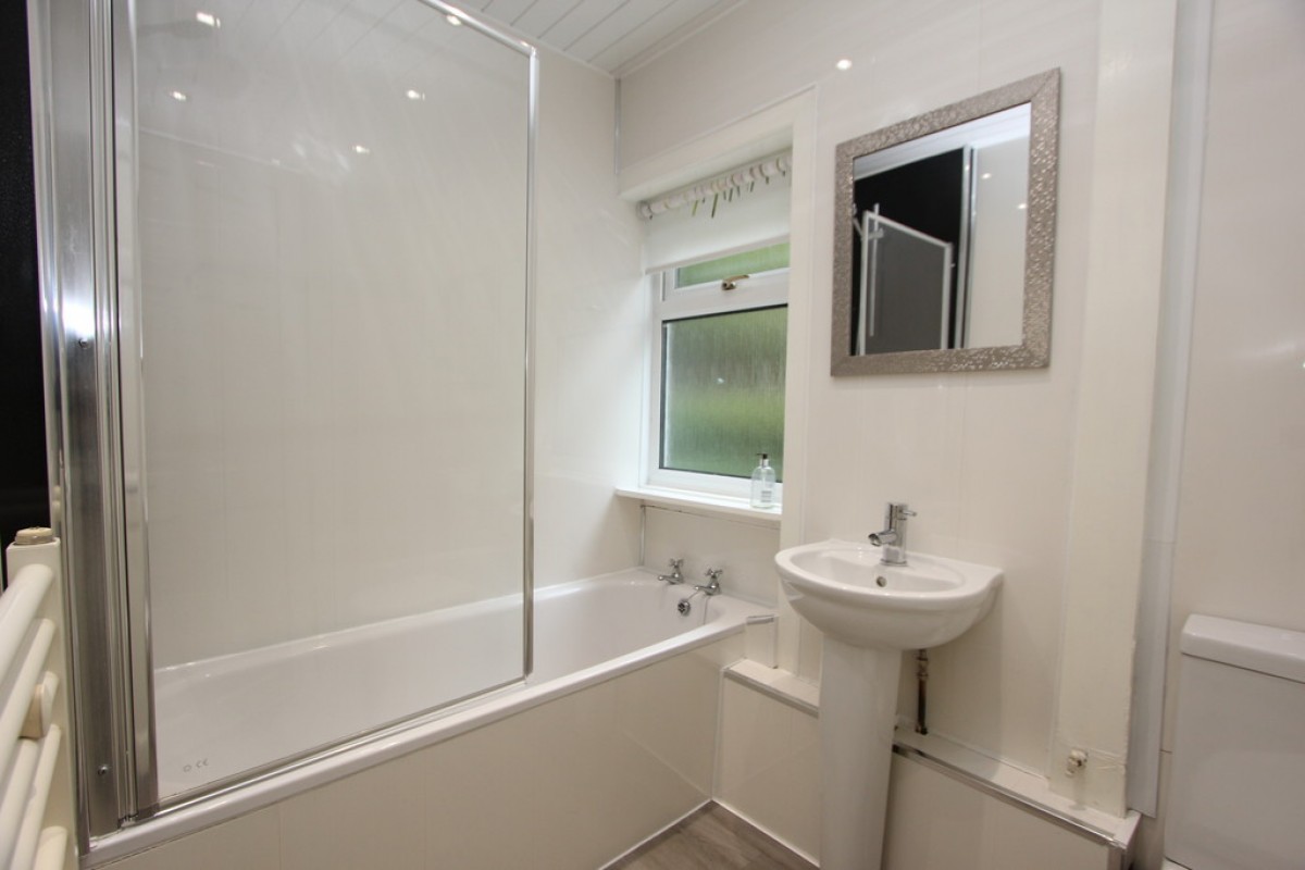 HILLINGTON, GLADSMUIR ROAD, G52 2LA - UNFURNISHED