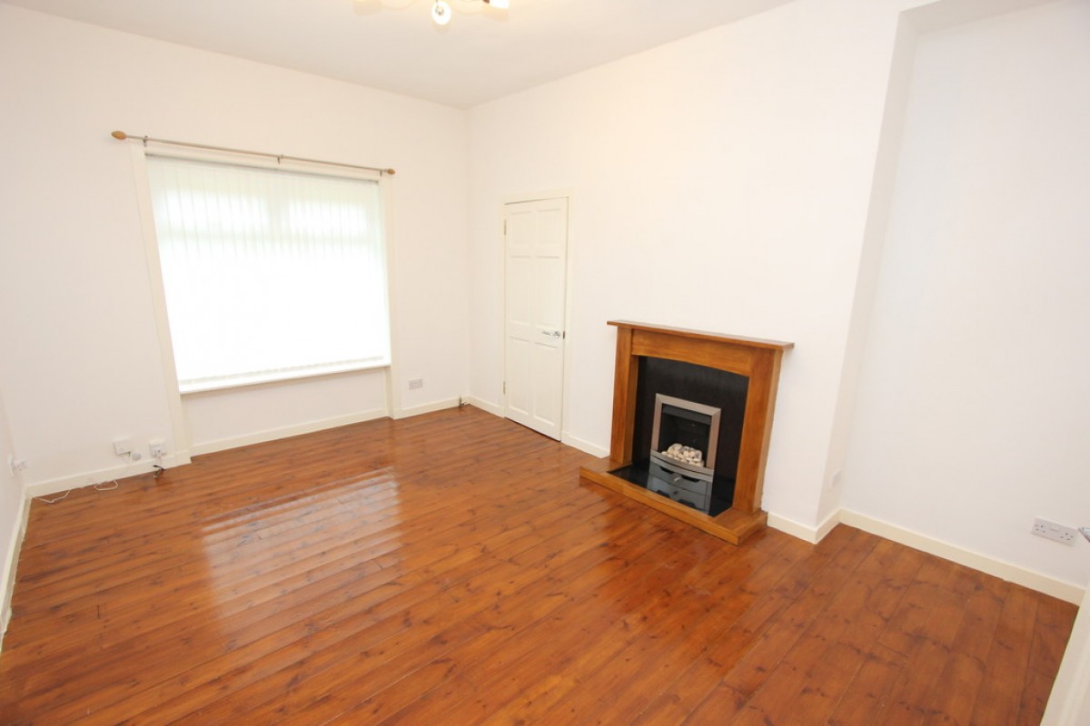 HILLINGTON, GLADSMUIR ROAD, G52 2LA - UNFURNISHED