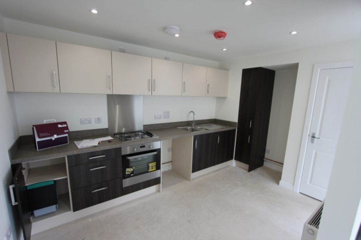 OATLANDS, OATLANDS SQUARE, G5 0GZ - UNFURNISHED