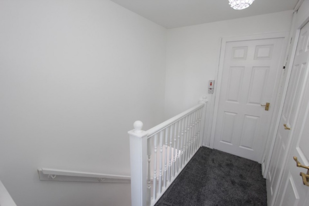 SHAWLANDS, EASTWOOD AVENUE, G41 3RT - FURNISHED