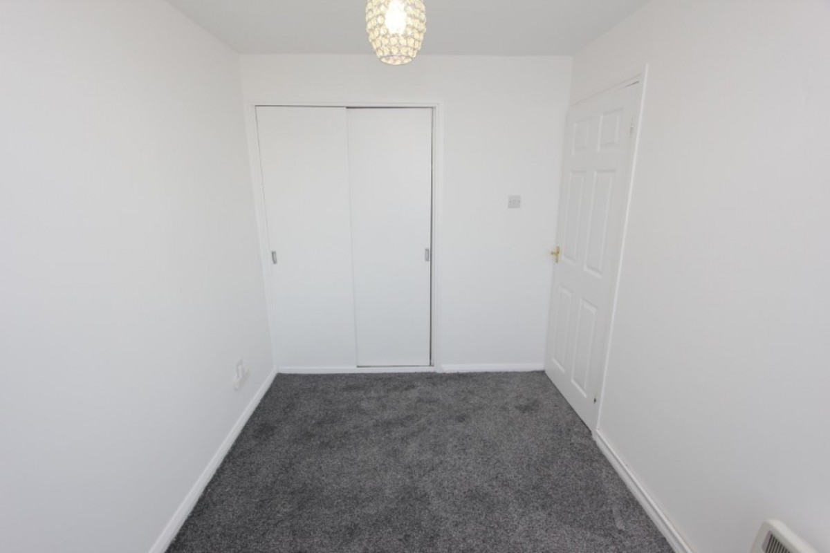 SHAWLANDS, EASTWOOD AVENUE, G41 3RT - FURNISHED