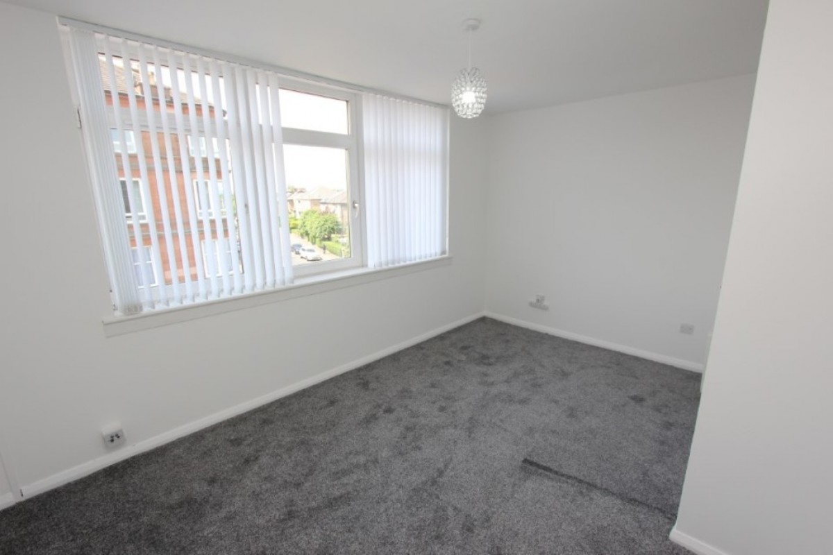 SHAWLANDS, EASTWOOD AVENUE, G41 3RT - FURNISHED