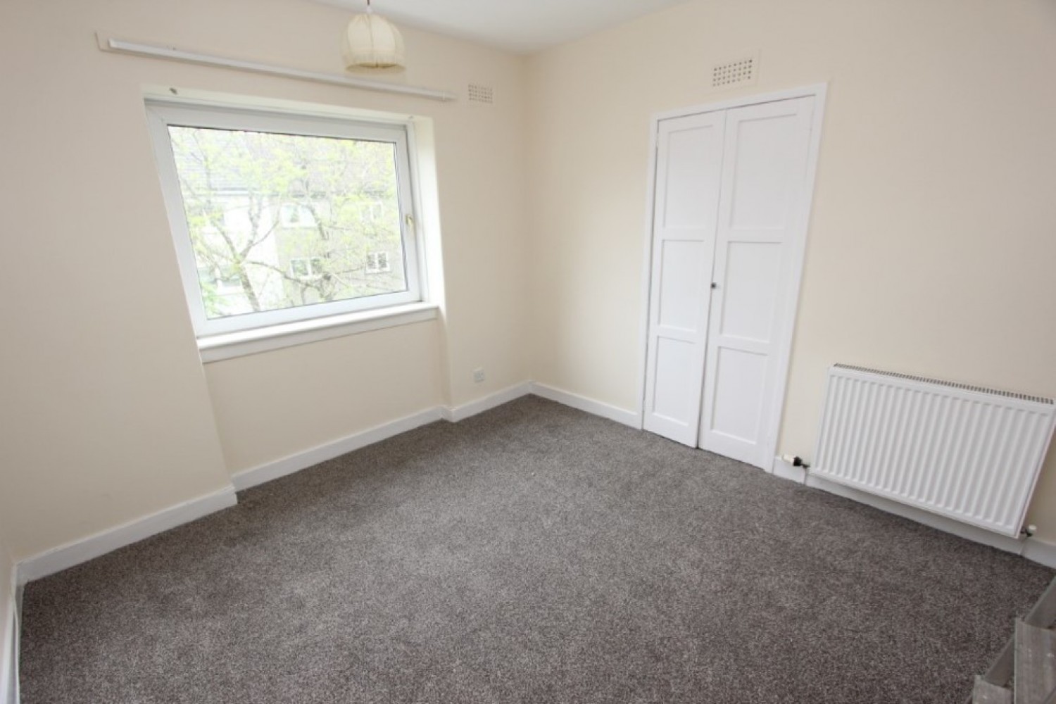 AULDHOUSE-DOONFOOT RD- G43 2XH