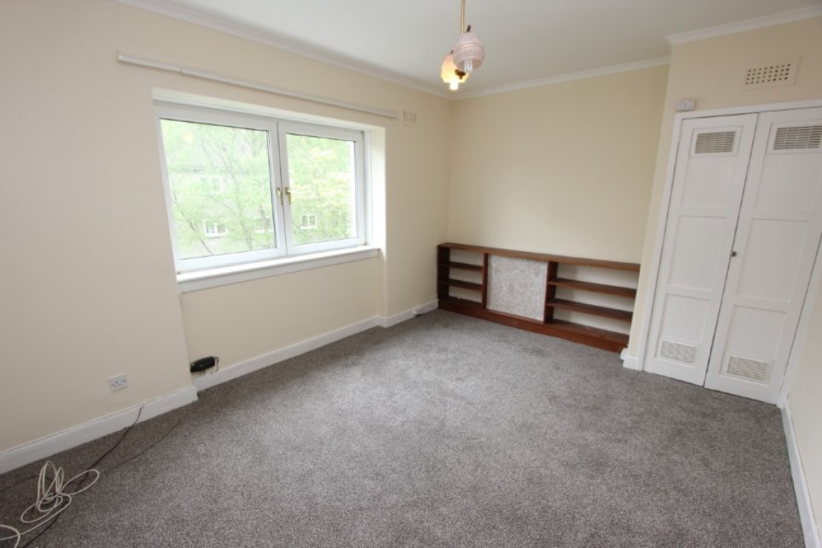 AULDHOUSE-DOONFOOT RD- G43 2XH
