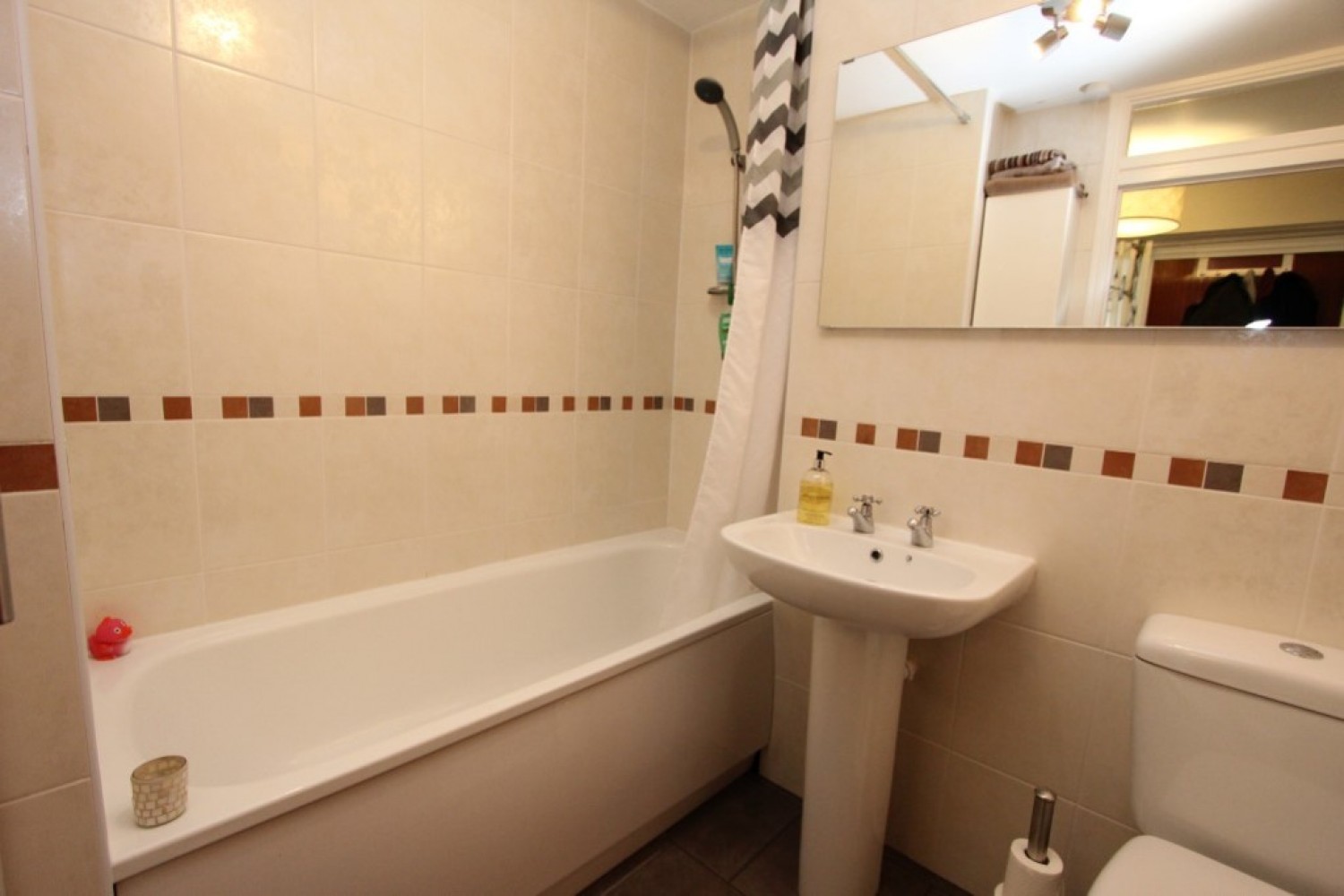 1 bedroom Flat for Sale Shawlands, Glasgow