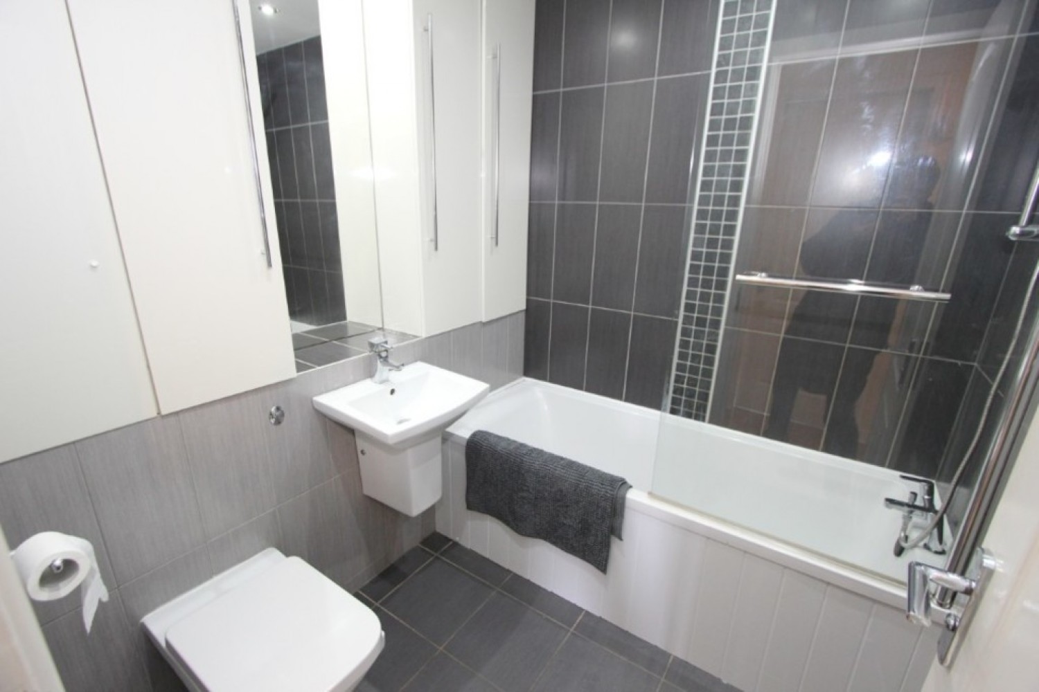 1 bedroom Flat for Letting DEACONSBANK, LOGANSWELL PLACE, G46 8NQ - UNFURNISHED
