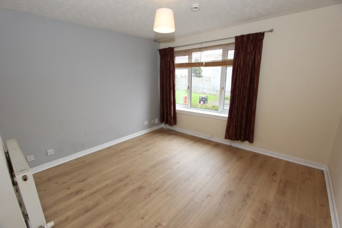 DEACONSBANK, LOGANSWELL PLACE, G46 8NQ - UNFURNISHED