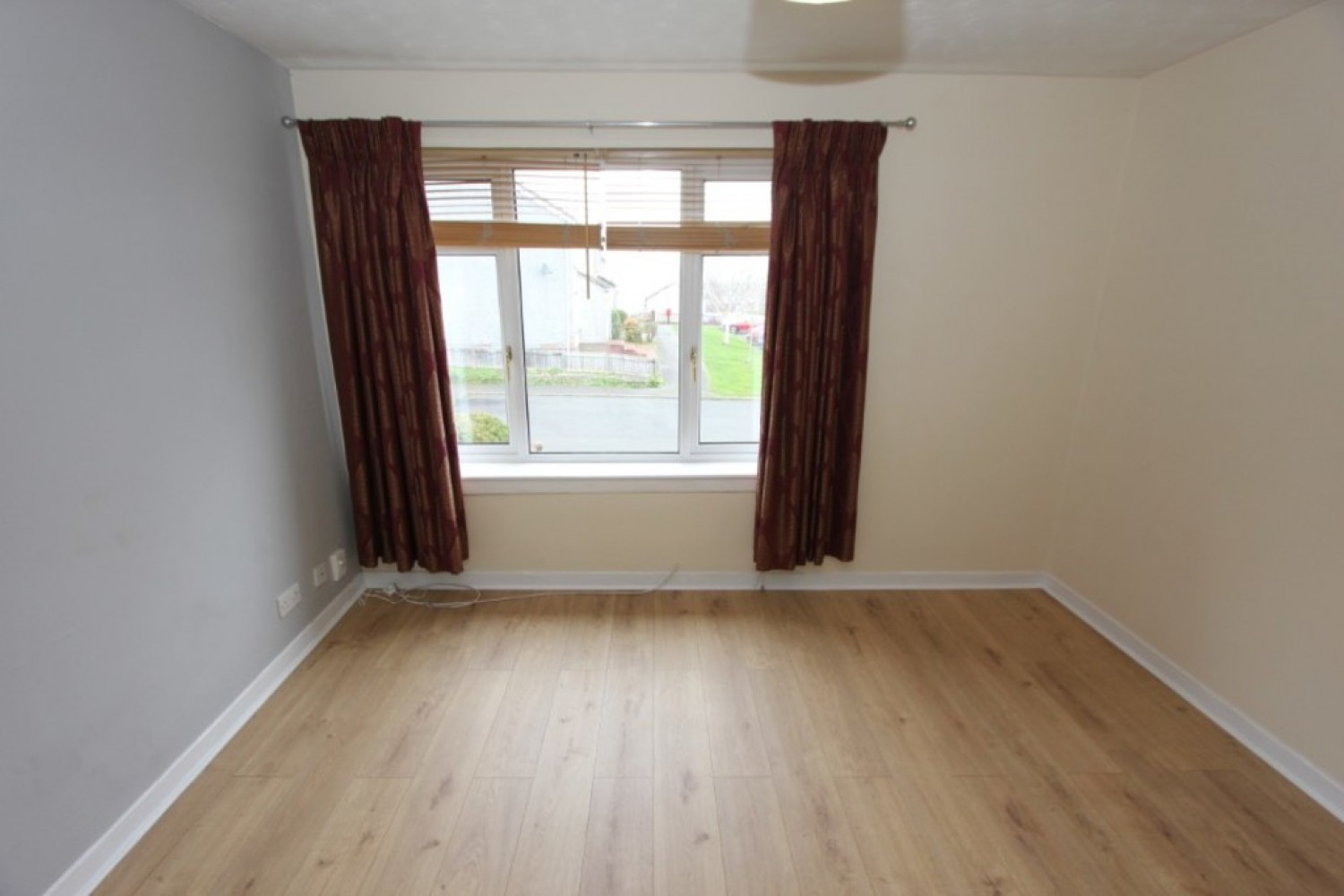 1 bedroom Flat for Letting DEACONSBANK, LOGANSWELL PLACE, G46 8NQ - UNFURNISHED