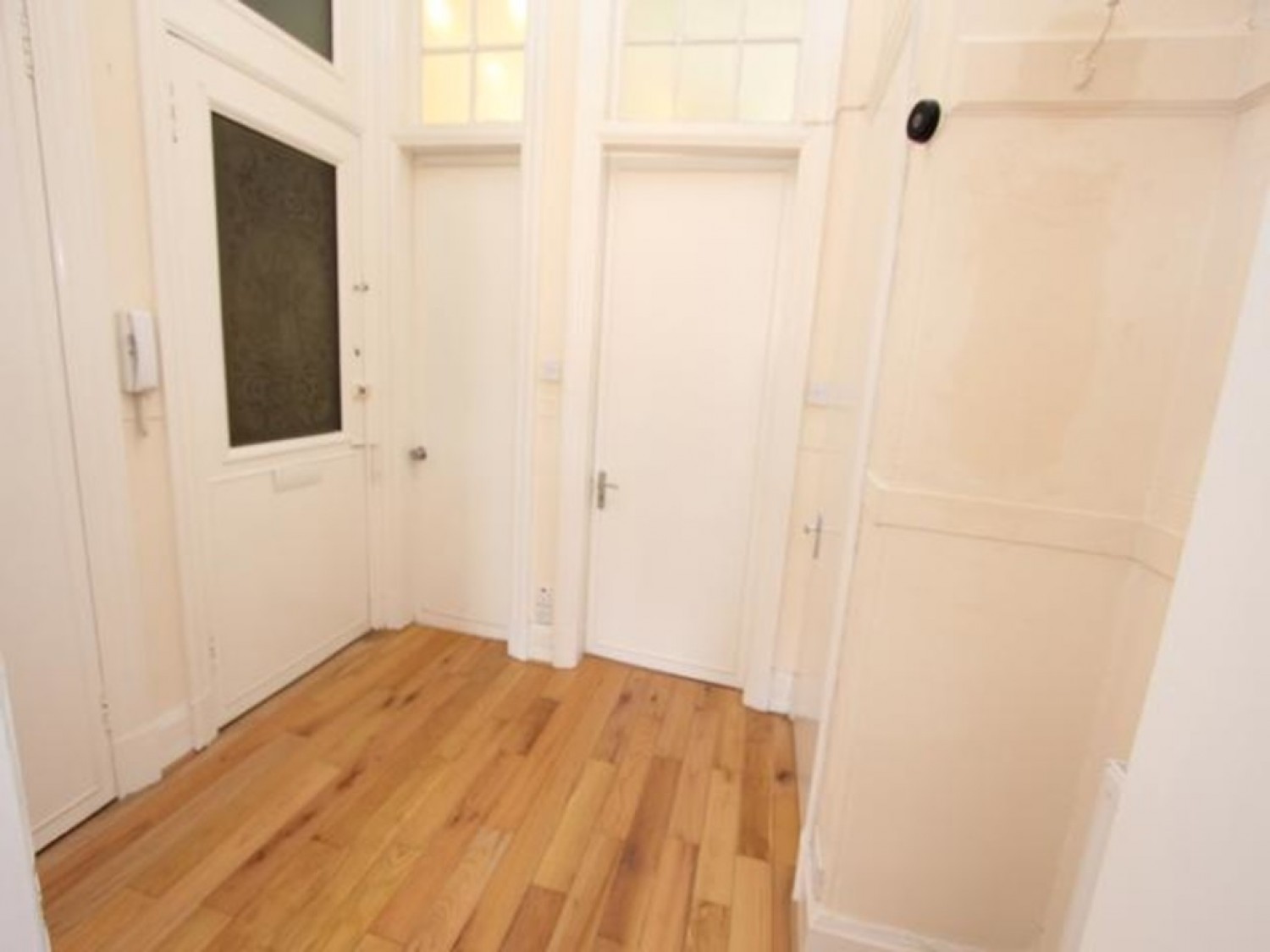 SHAWLANDS, WAVERLEY STREET, G41 2DZ - UNFURNISHED