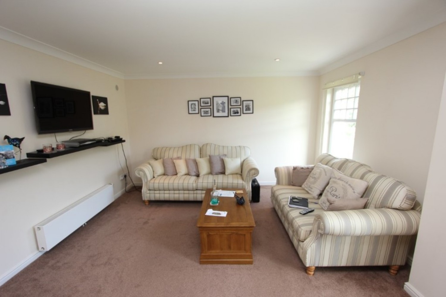 2 bedroom Flat for Letting BLANTYRE, STATION ROAD, G72 9BX - FURNISHED
