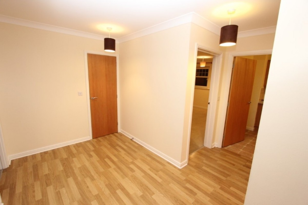 SHAWLANDS, PLEASANCE WAY, G43 1SA - UNFURNISHED