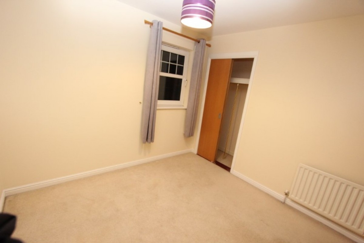 SHAWLANDS, PLEASANCE WAY, G43 1SA - UNFURNISHED