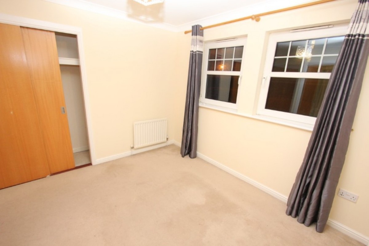 SHAWLANDS, PLEASANCE WAY, G43 1SA - UNFURNISHED