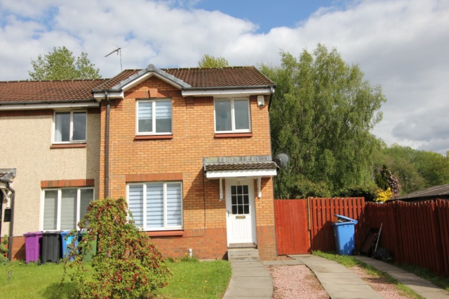 3 bedroom House for Letting THORNLIEBANK, BRENT ROAD, G46 8JG - UNFURNISHED