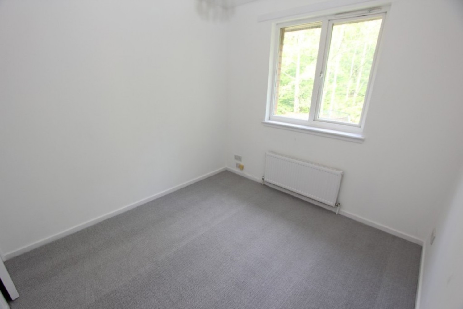 3 bedroom House for Letting THORNLIEBANK, BRENT ROAD, G46 8JG - UNFURNISHED