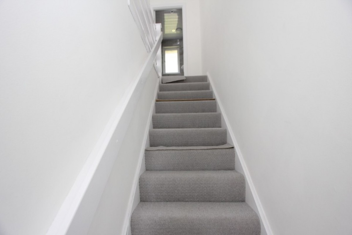 THORNLIEBANK, BRENT ROAD, G46 8JG - UNFURNISHED