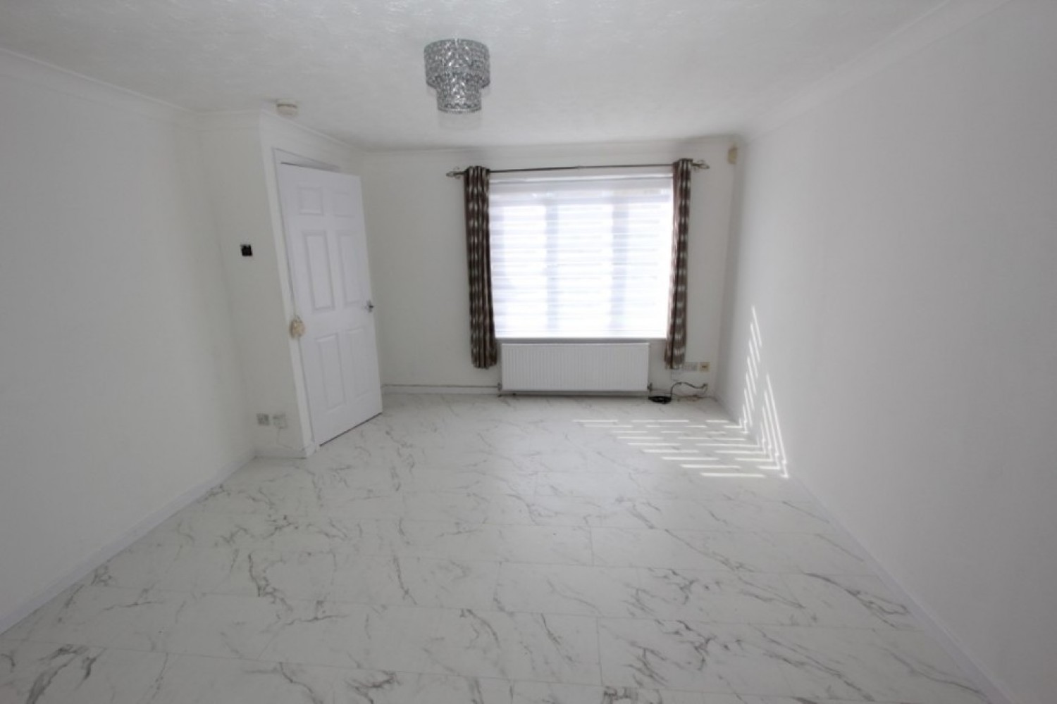 3 bedroom House for Letting THORNLIEBANK, BRENT ROAD, G46 8JG - UNFURNISHED